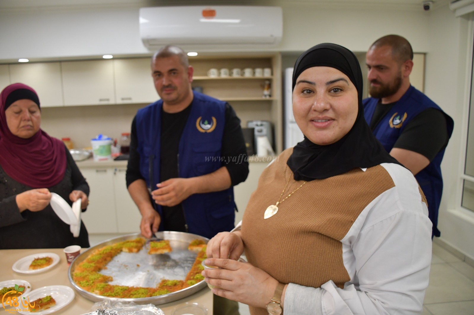  جمعية يافا تُنظم افطاراً جماعياً لنادي الجيل الذهبي بالمدينة